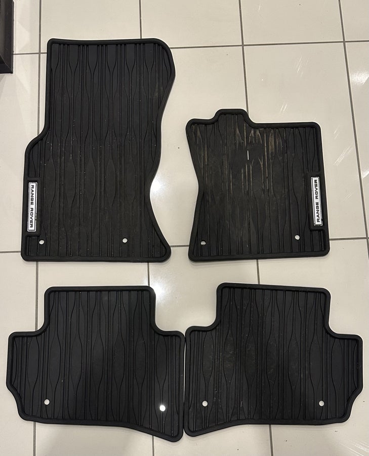 SOLD Velar Genuine Rubber mats (UK, RHD)
